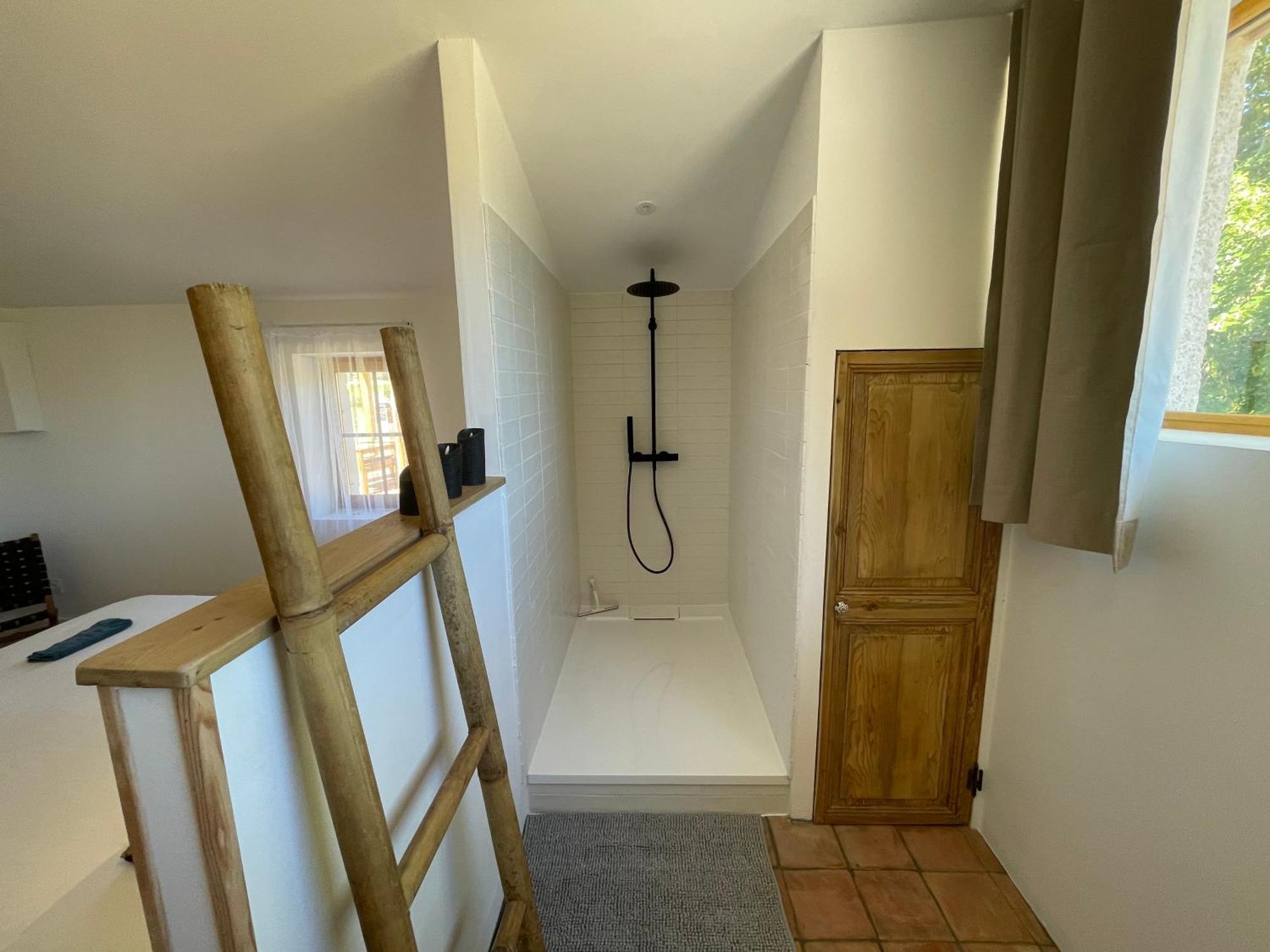 Sous Les Etoiles En Provence, Gite Les Bambous Lurs Exterior photo