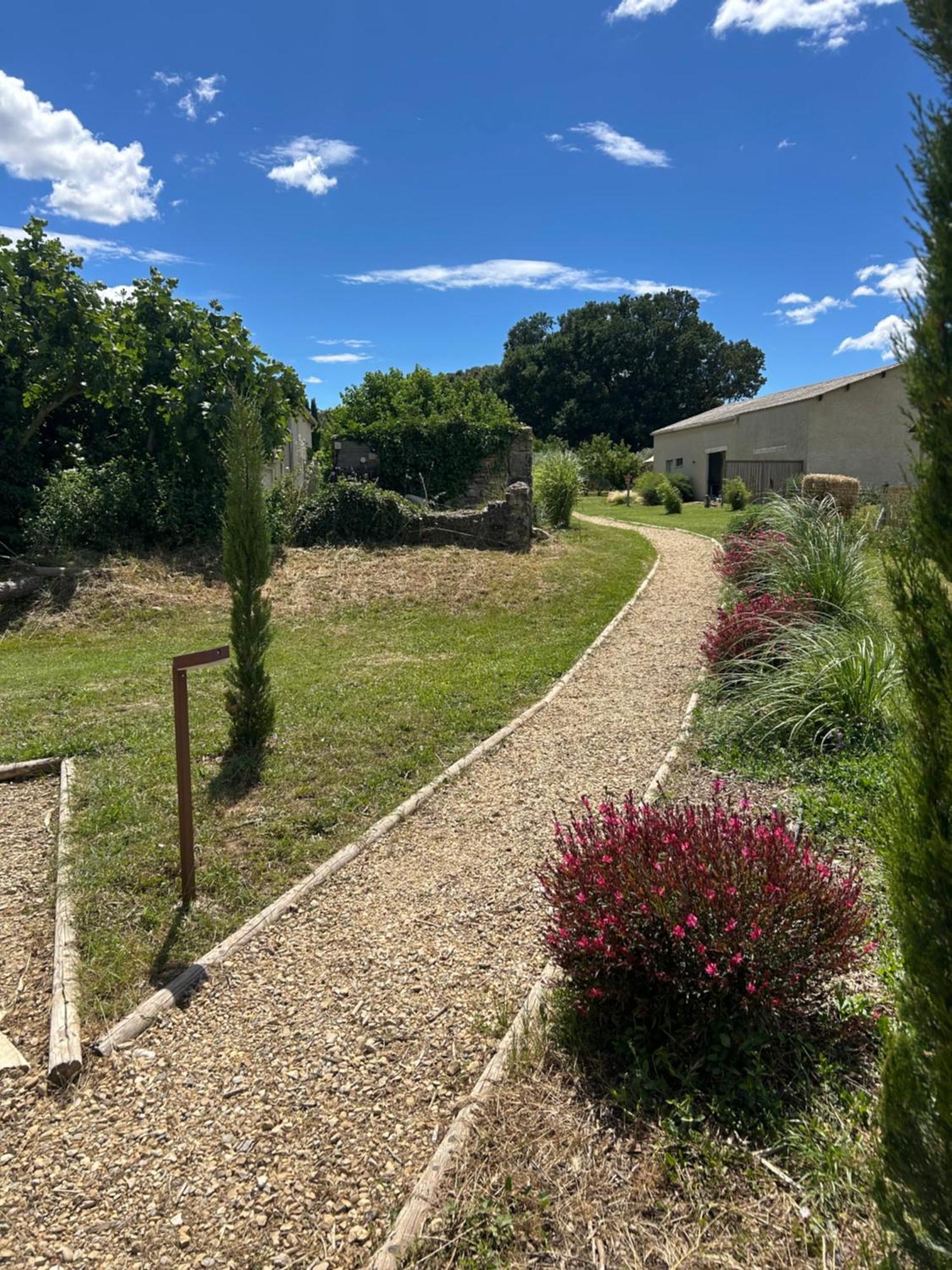 Sous Les Etoiles En Provence, Gite Les Bambous Lurs Exterior photo